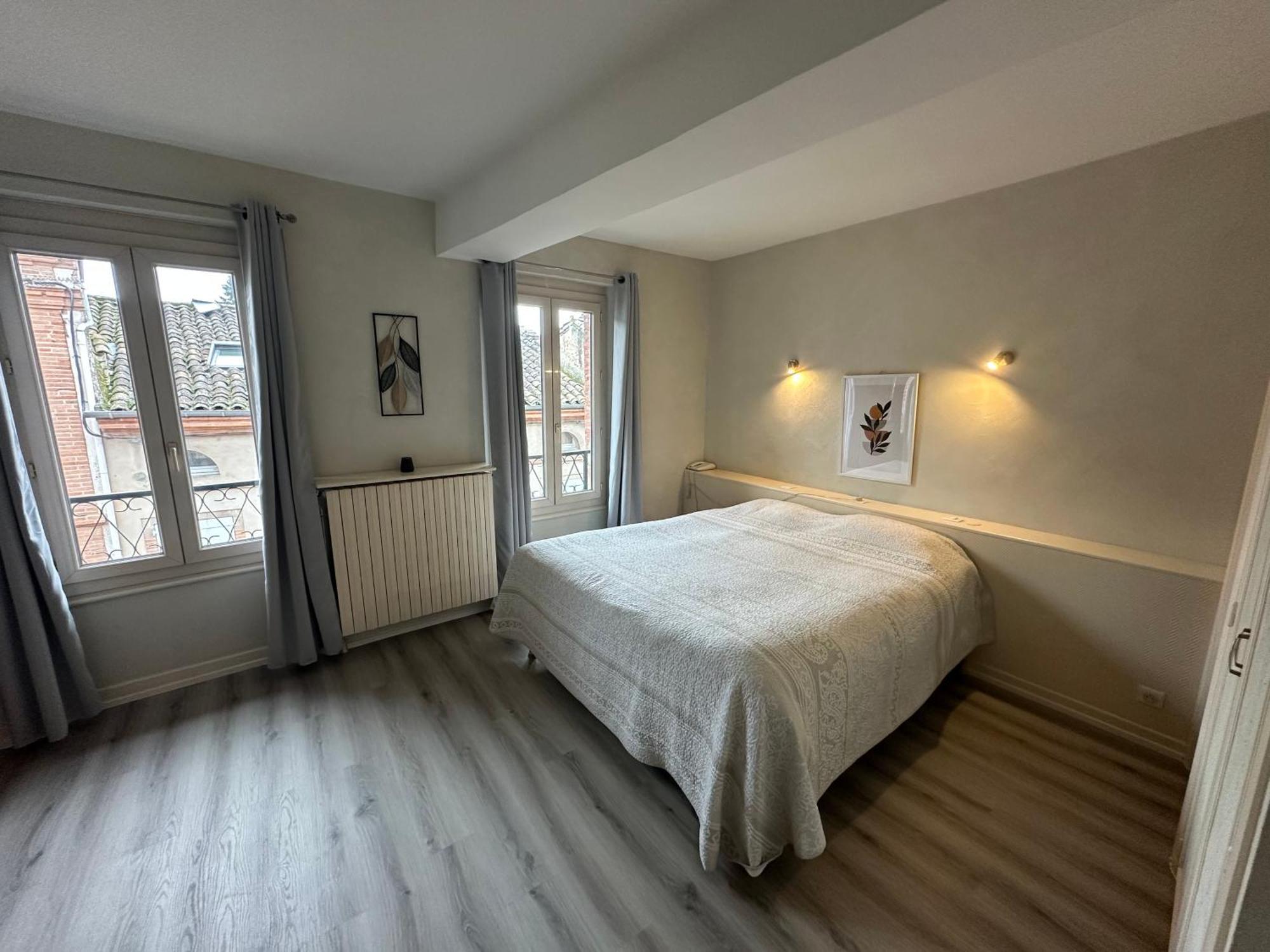 Hotel Chiffre Albi Exteriör bild