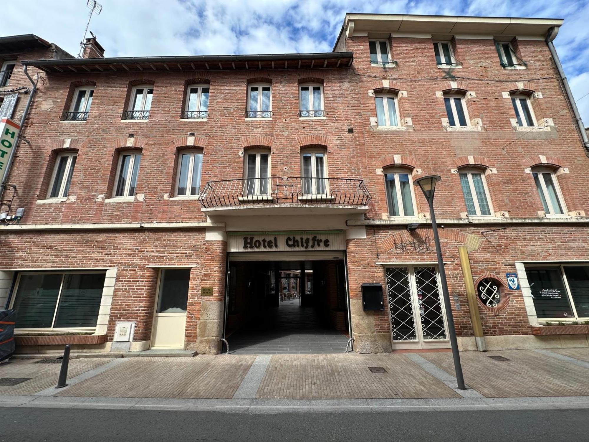 Hotel Chiffre Albi Exteriör bild