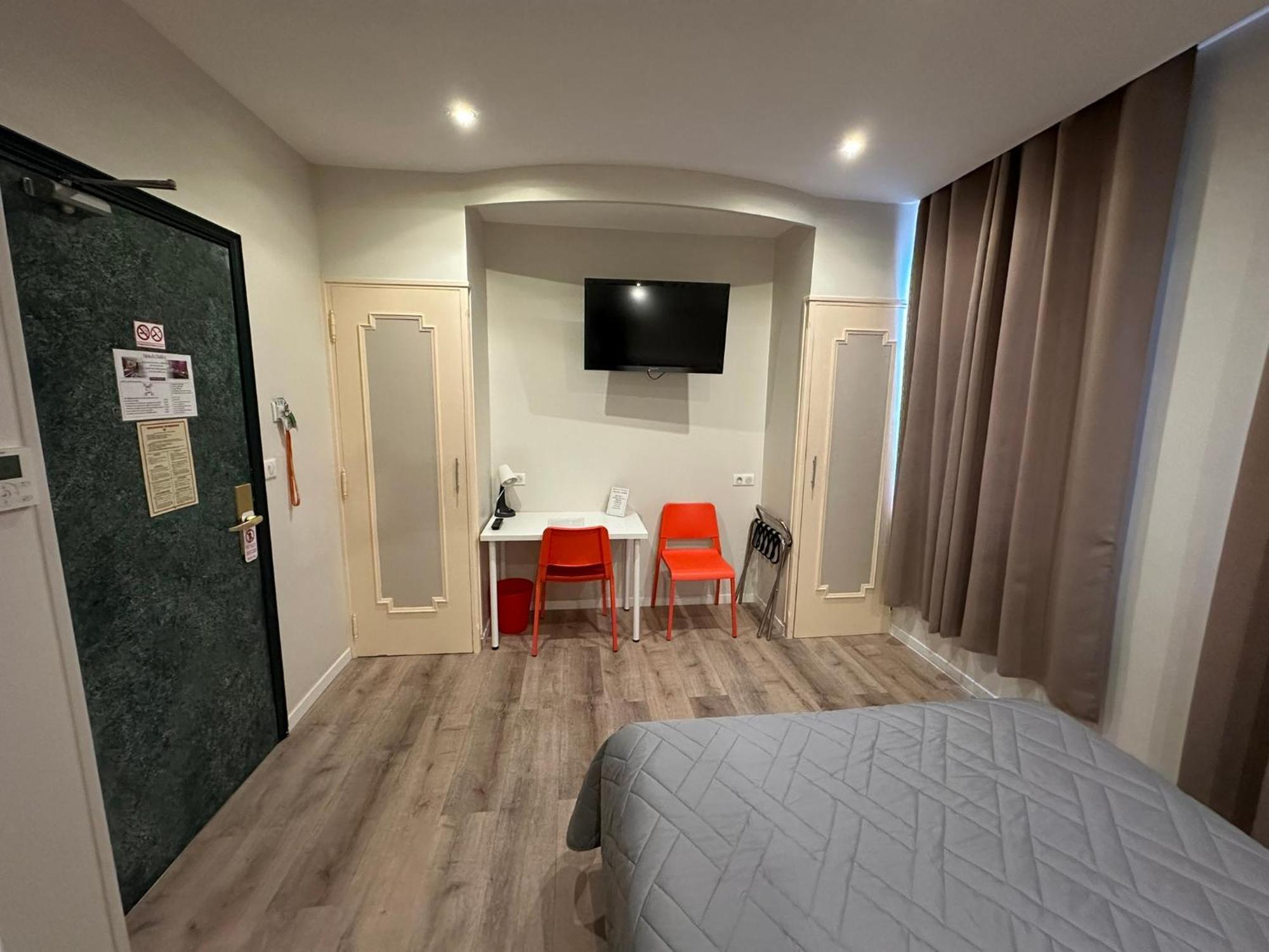 Hotel Chiffre Albi Exteriör bild